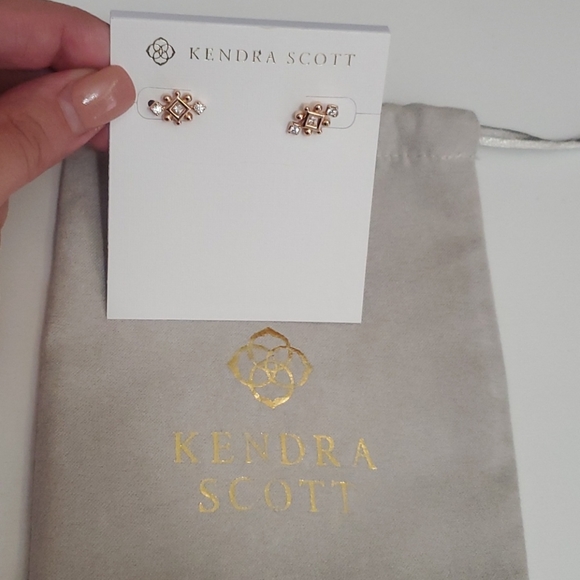 KENDRA SCOTT EARRINGS NWT - Picture 2 of 6
